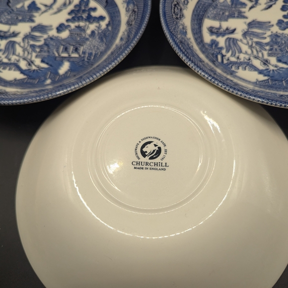 Set of 3 Blue Willow 8" Soup/Cereal Bowls. - Picture 6 of 8